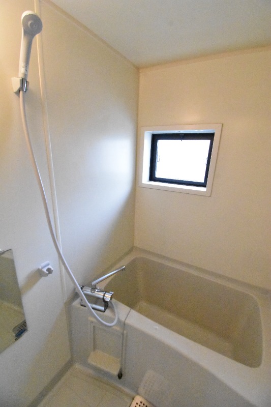 ��ʌ��������܎s������t���P���ڂ̃A�p�[�g�̃o�X