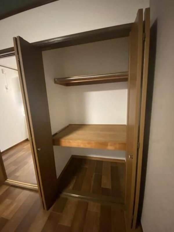 ��ʌ��������܎s��΋擌��΂U���ڂ̃A�p�[�g�̎��[