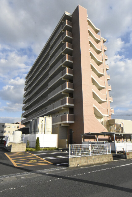 ��ʌ������s�V�����V����13-1�̃}���V�����̌����O��