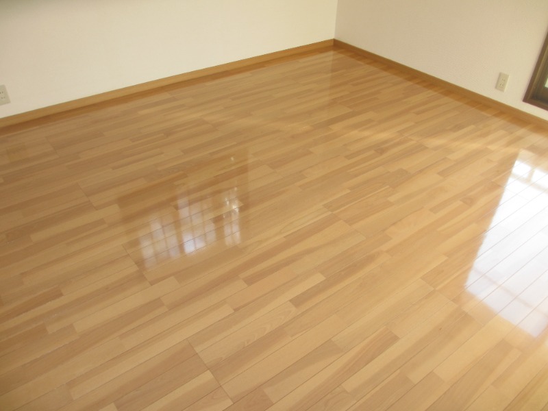 ��ʌ��������܎s��{���Ԓ��P���ڂ̃A�p�[�g�̋��ԁE���r���O