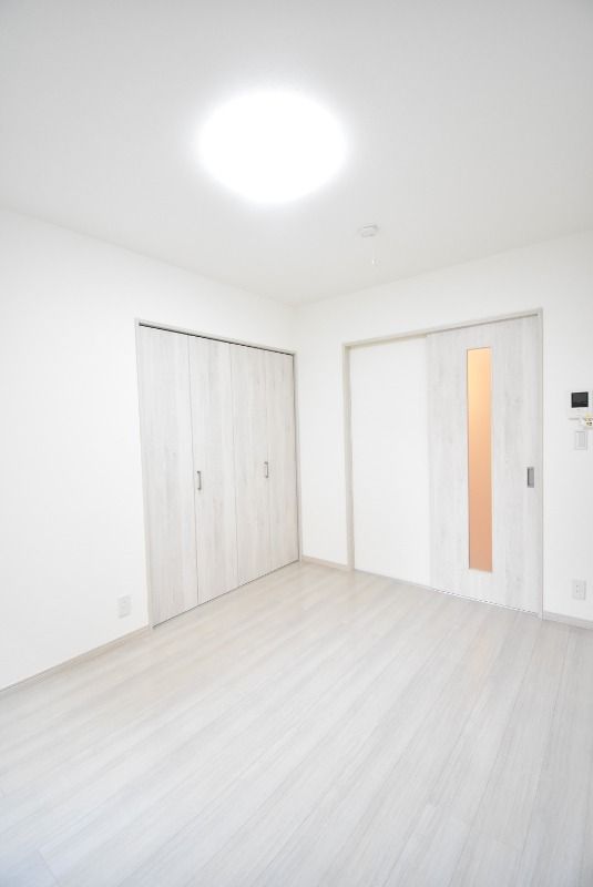 ��ʌ��������܎s����厚�w��̃A�p�[�g�̂��̑������E�X�y�[�X