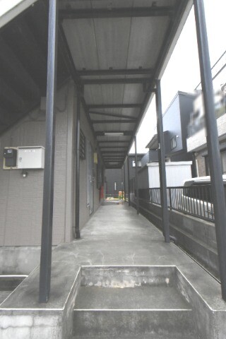 ��ʌ��������܎s������t���R���ڂ̃A�p�[�g�̃G���g�����X