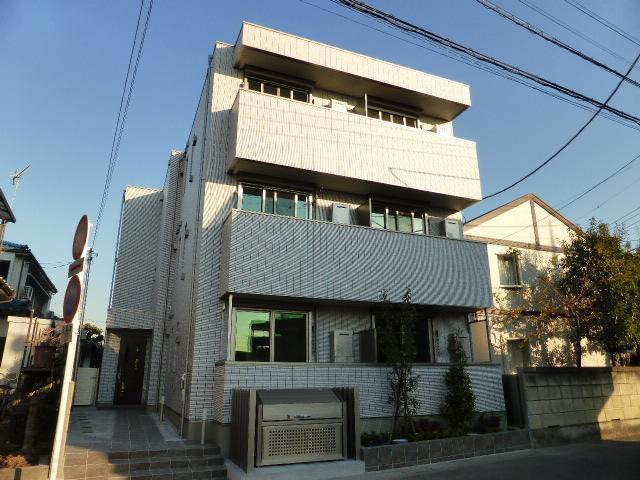 ��ʌ�����s�O�c�a�P����18-9�̃}���V�����̌����O��