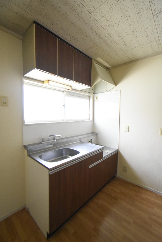 ��ʌ��������܎s��΋�{���S���ڂ̃A�p�[�g�̃L�b�`��