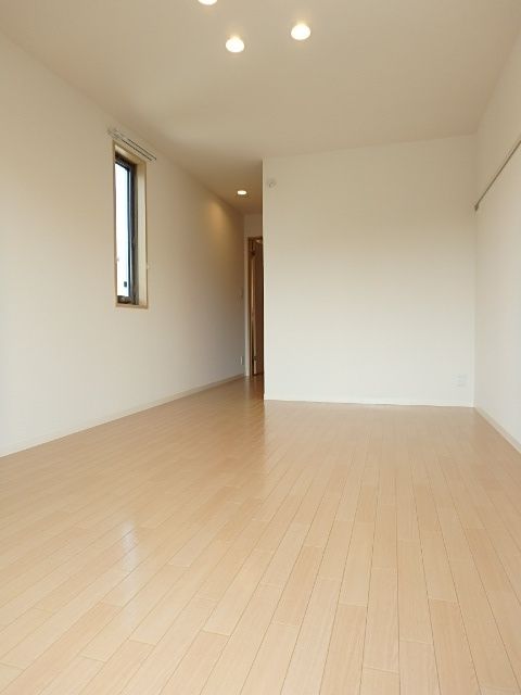 ��ʌ��������܎s��{����ؒ��S���ڂ̃A�p�[�g�̂��̑������E�X�y�[�X