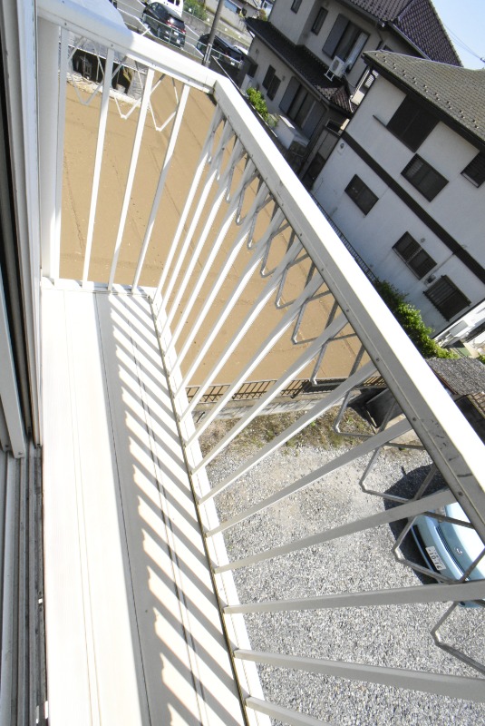 ��ʌ��������܎s��΋�{���S���ڂ̃A�p�[�g�̃o���R�j�[