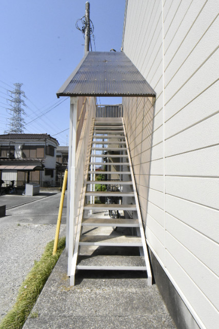 ��ʌ��������܎s��΋�{���S���ڂ̃A�p�[�g�̃G���g�����X