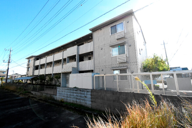 ��ʌ��������܎s��΋�z�K�R����1-15�̃A�p�[�g�̌����O��