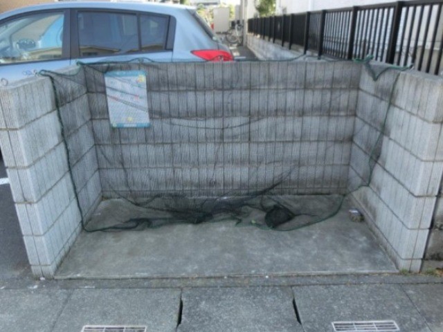 ��ʌ�����s�厚�v���q��V�c�̃A�p�[�g�̂��̑�