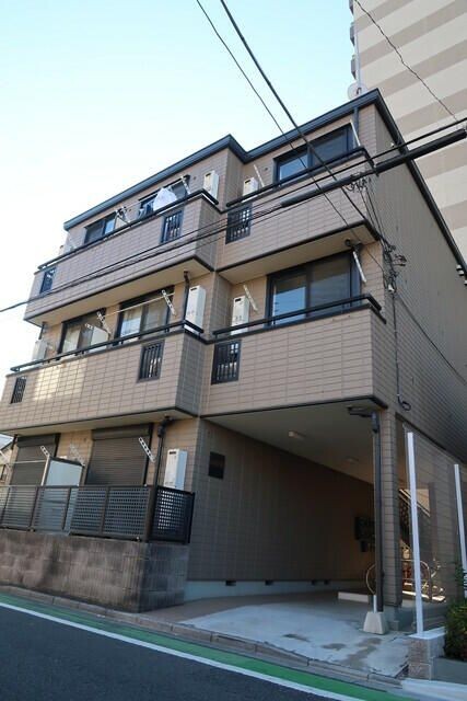 ��ʌ��������܎s�Y�a���ՂX����15-22�̃A�p�[�g�̌����O��