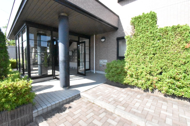 ��ʌ������s���V���ڂ̃}���V�����̃G���g�����X