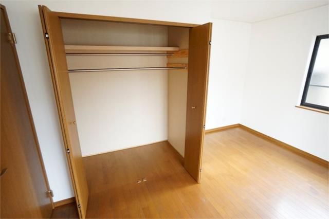 ��ʌ�����s�����P���ڂ̃^�E���n�E�X�̎��[