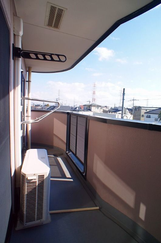 ��ʌ������s���V���ڂ̃}���V�����̃o���R�j�[