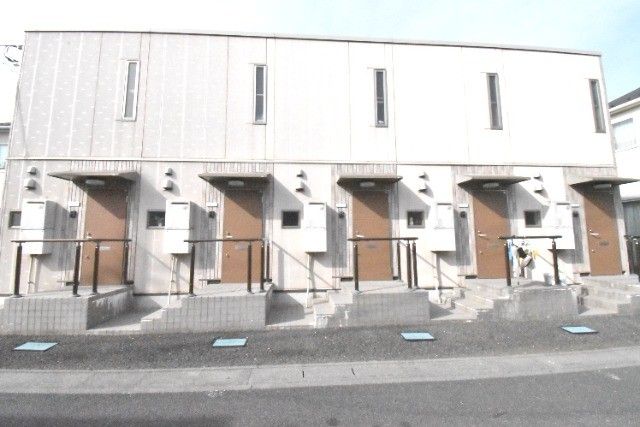 ��ʌ��������܎s�΋擹�c�y�S����28-24�̃e���X�n�E�X�̌����O��