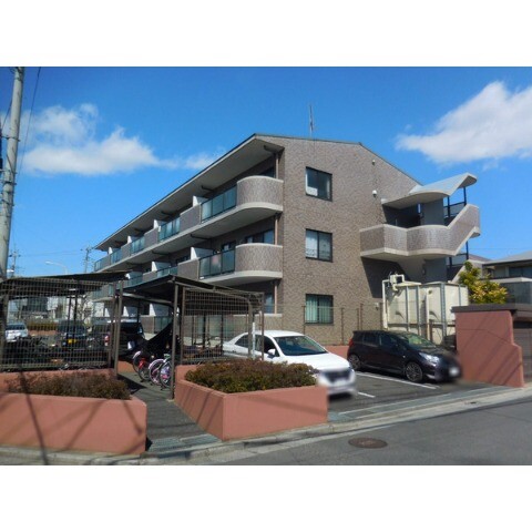 ��ʌ��������܎s�΋�厚�����̃}���V�����̒��ԏ�