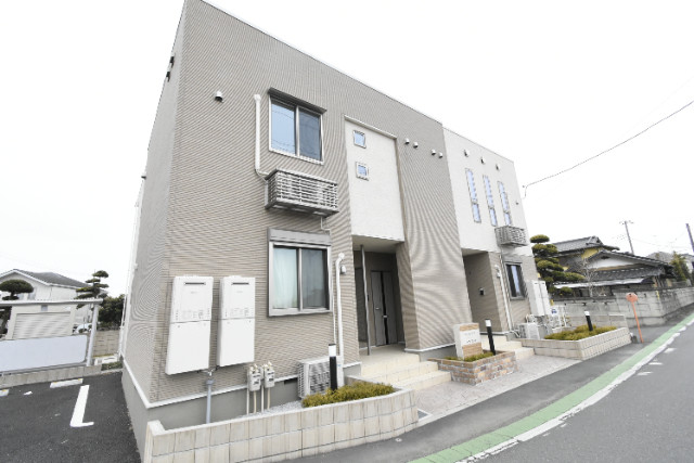 ��ʌ��@�c�s�厚�쓇�̃}���V�����̌����O��