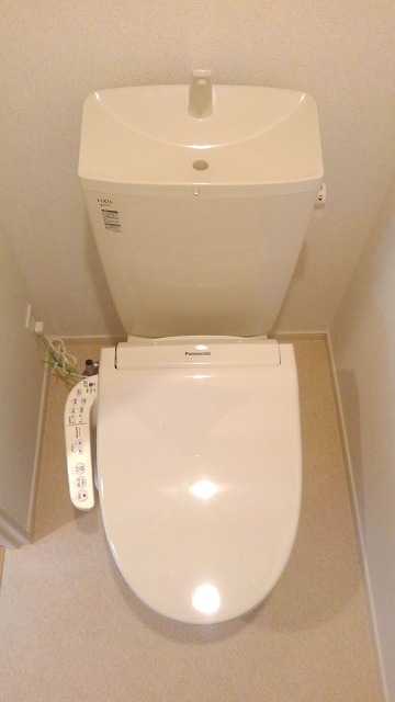 ��ʌ��@�c�s�厚�쓇�̃}���V�����̃g�C��