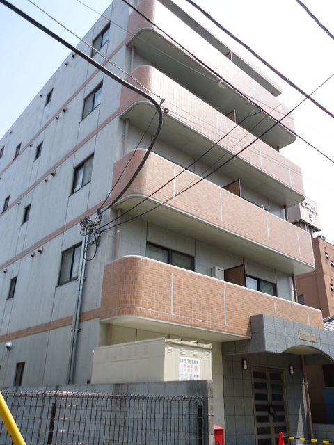 ��ʌ��������܎s��{��{���T����32�̃}���V�����̌����O��