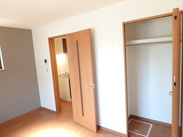 ��ʌ��������܎s�k����i���P���ڂ̃A�p�[�g�̋��ԁE���r���O