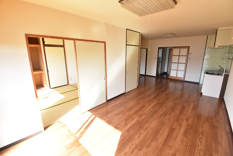 ��ʌ��k�{�s���ۂP���ڂ̃}���V�����̋��ԁE���r���O