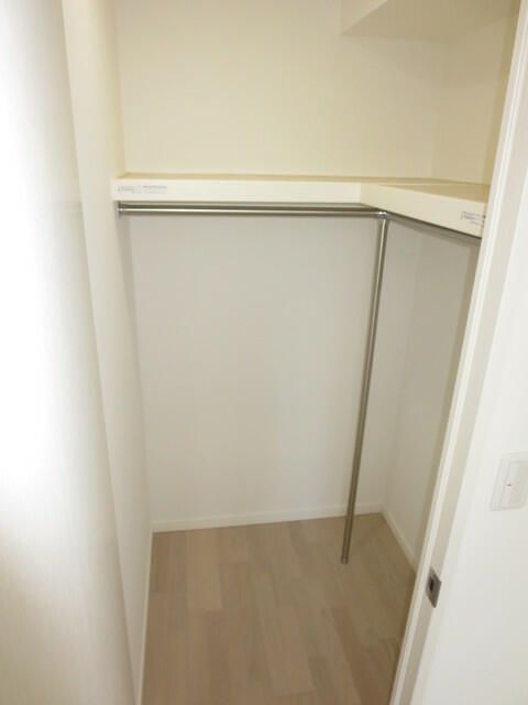 ��ʌ��������܎s�Y�a��{���R���ڂ̃}���V�����̎��[