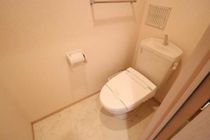 ��ʌ��k�����S�ɓޒ������j�Q���ڂ̃A�p�[�g�̃g�C��