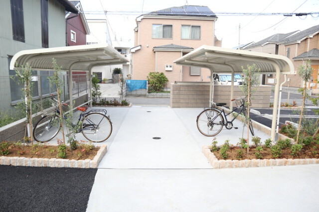 ��ʌ�����s�씵���J�Q���ڂ̃A�p�[�g�̂��̑�