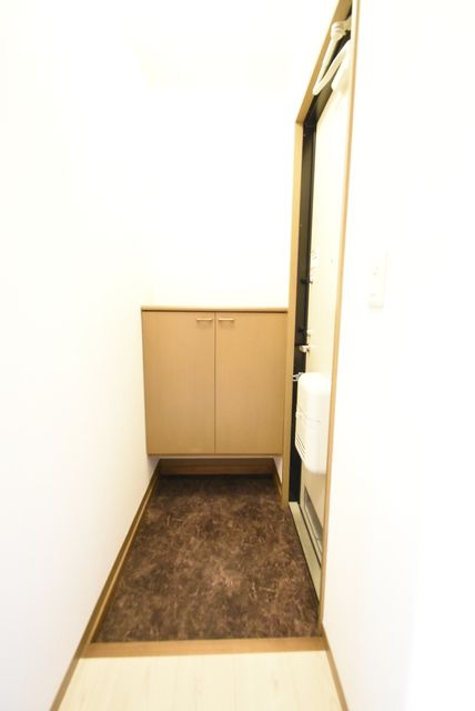 ��ʌ��k�����S�ɓޒ������P���ڂ̃A�p�[�g�̌���