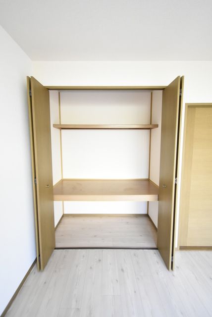 ��ʌ��k�����S�ɓޒ������P���ڂ̃A�p�[�g�̎��[