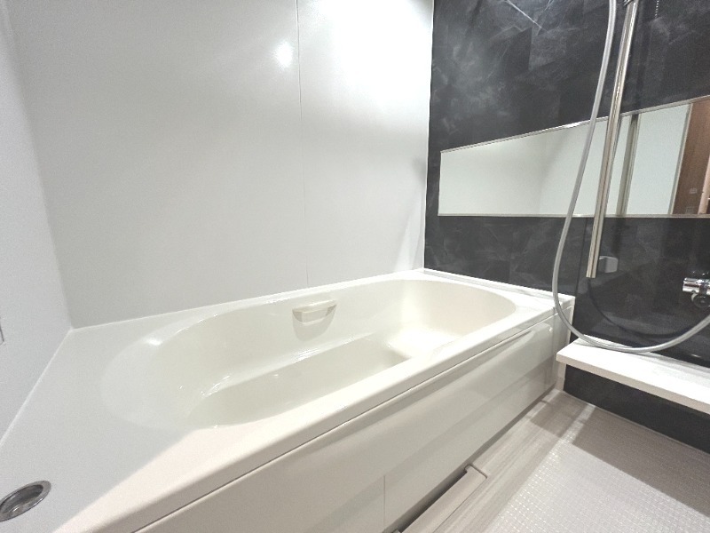 ��ʌ��������܎s��{����ؒ��R���ڂ̃}���V�����̃o�X