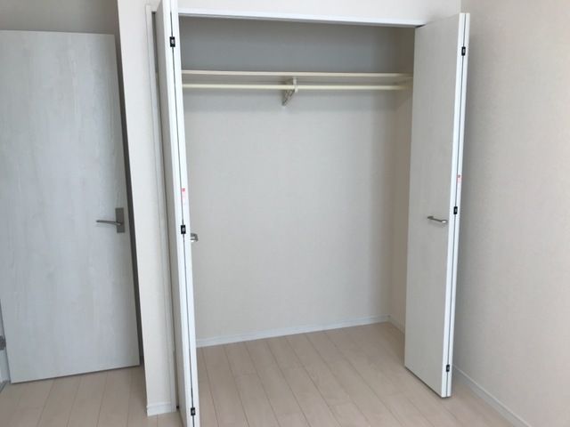 ��ʌ��@�c�s���L�Q���ڂ̃A�p�[�g�̎��[