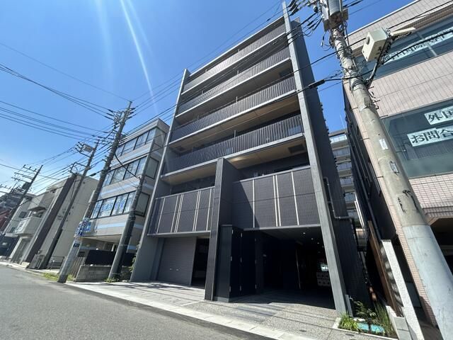 ��ʌ��������܎s�����擌��{�S���ڂ̃}���V�����̌����O��