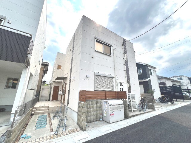 ��ʌ��������܎s�����擌��{�U���ڂ̃A�p�[�g�̌����O��