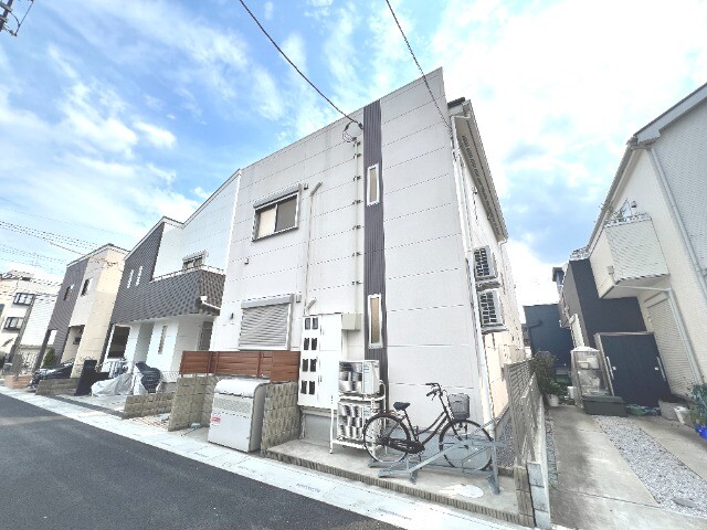 ��ʌ��������܎s�����擌��{�U����10-25�̃A�p�[�g�̌����O��