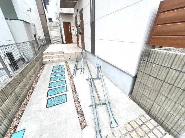 ��ʌ��������܎s�����擌��{�U���ڂ̃A�p�[�g�̂��̑�