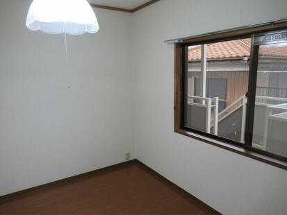 ��ʌ��@�c�s���R���ڂ̃A�p�[�g�̋��ԁE���r���O