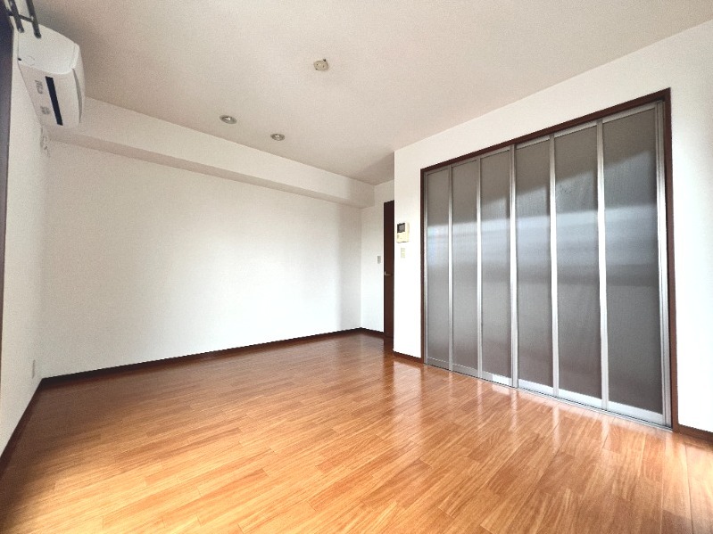 ��ʌ��������܎s������厚�@���̃A�p�[�g�̋��ԁE���r���O