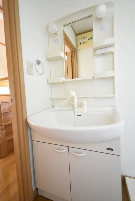 ��ʌ��������܎s��΋�약��S���ڂ̃^�E���n�E�X�̐��ʏ�