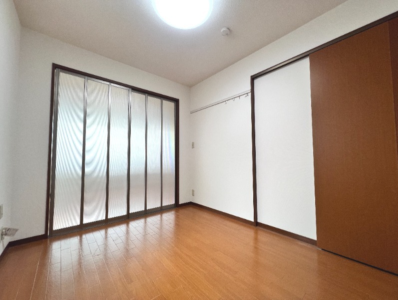 ��ʌ��������܎s������厚�@���̃A�p�[�g�̋����E���r���O