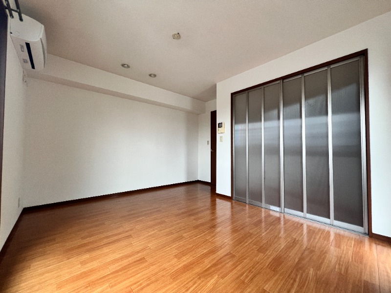 ��ʌ��������܎s������厚�@���̃A�p�[�g�̋����E���r���O