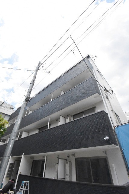 ��ʌ��������܎s��{�擌���Q����227-1�̃}���V�����̌����O��