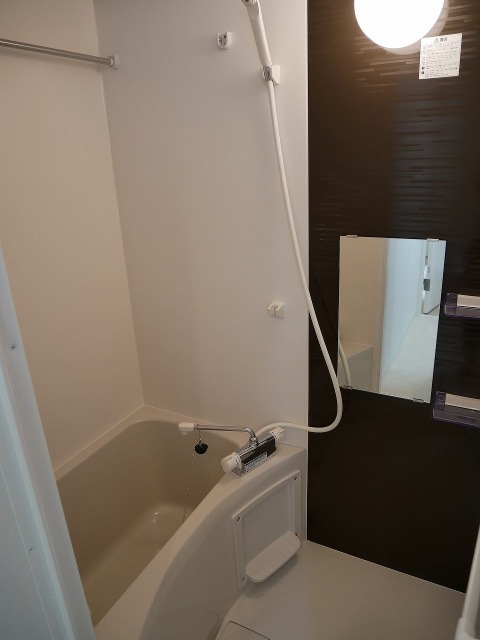 ��ʌ��������܎s������厚�@���̃A�p�[�g�̃o�X