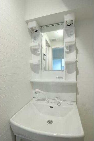 ��ʌ��������܎s��{�擌���Q���ڂ̃}���V�����̐��ʏ�