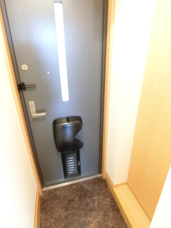 ��ʌ�����s�t���P���ڂ̃A�p�[�g�̌���