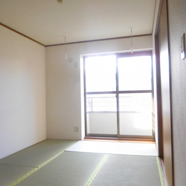 ��ʌ�����s��؂S���ڂ̃A�p�[�g�̂��̑�