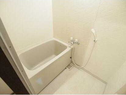 ��ʌ�����s�厚�����̃A�p�[�g�̃o�X