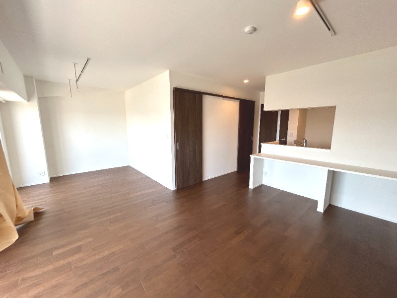 ��ʌ��������܎s�k��A�|���P���ڂ̃}���V�����̋��ԁE���r���O