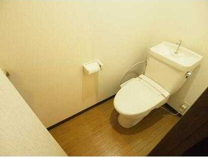 ��ʌ�����s�厚�����̃A�p�[�g�̃g�C��