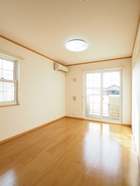 ��ʌ��@�c�s�厚�쓇�̃A�p�[�g�̋��ԁE���r���O