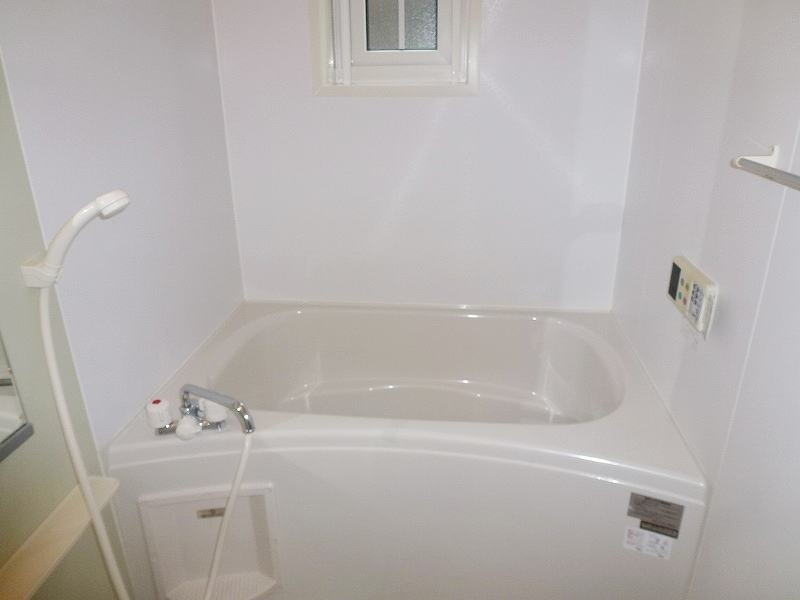 ��ʌ��@�c�s�厚�쓇�̃A�p�[�g�̃o�X